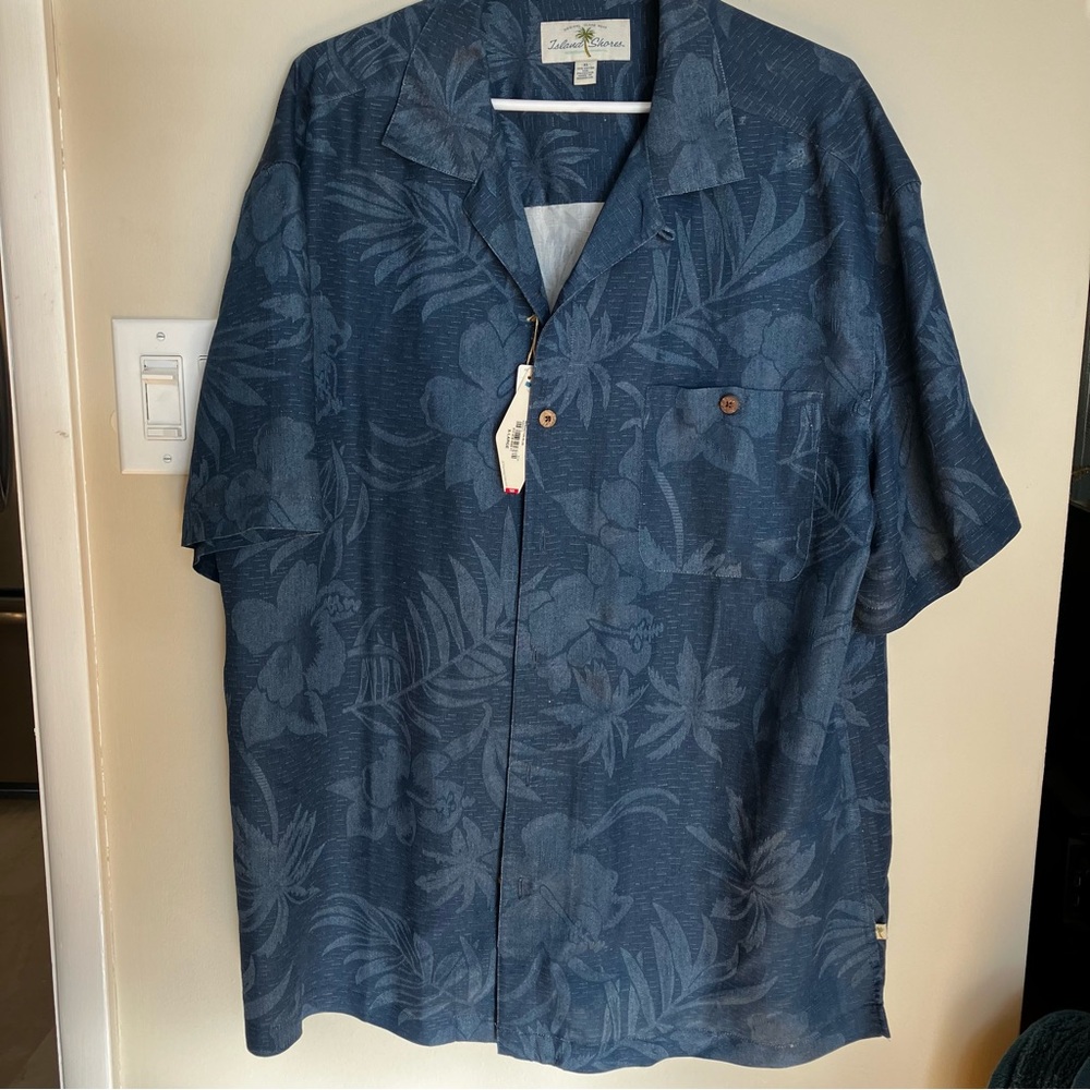 Island Shores new crisp Men's Blue Floral Short-Sleeve Shirt classic fresh sexy